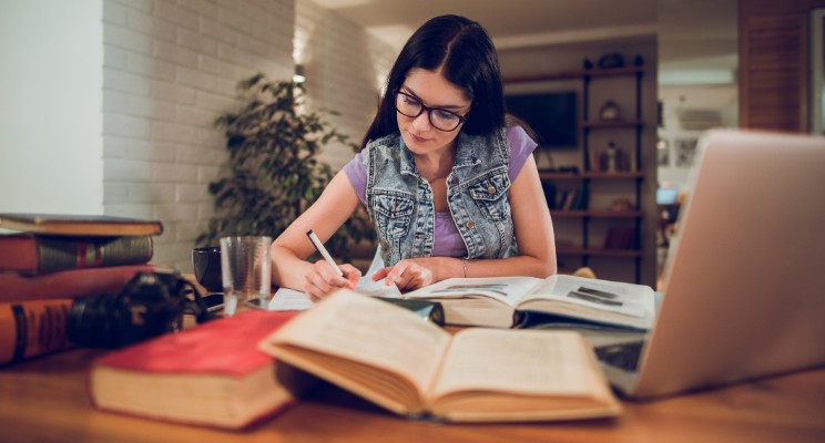 Un Cambio en el Sistema Educativo de las Carreras en Línea
